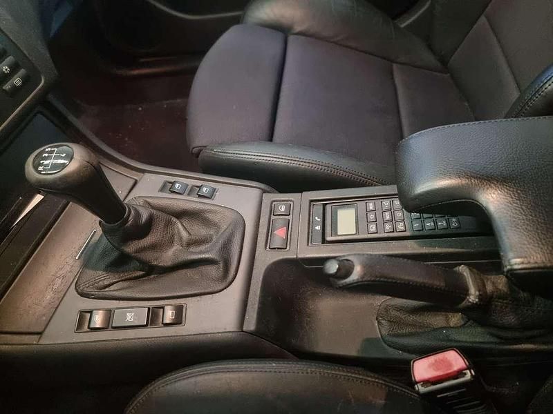 Usata BMW 330 184 CV (135 kW) 2001 Grigio Station wagon