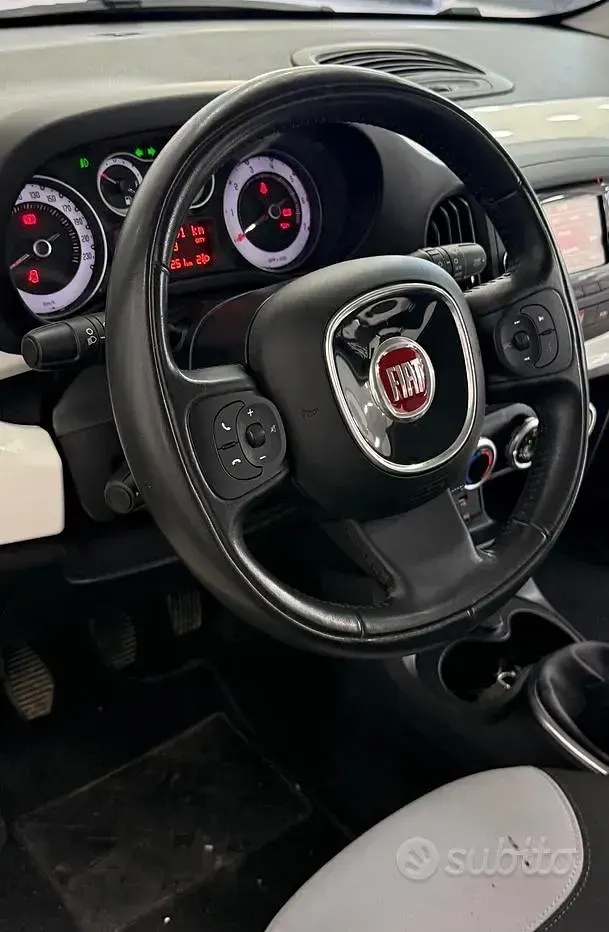 Usata Fiat 500L Lounge 105 CV (77 kW) 2016 Bianco Monovolume