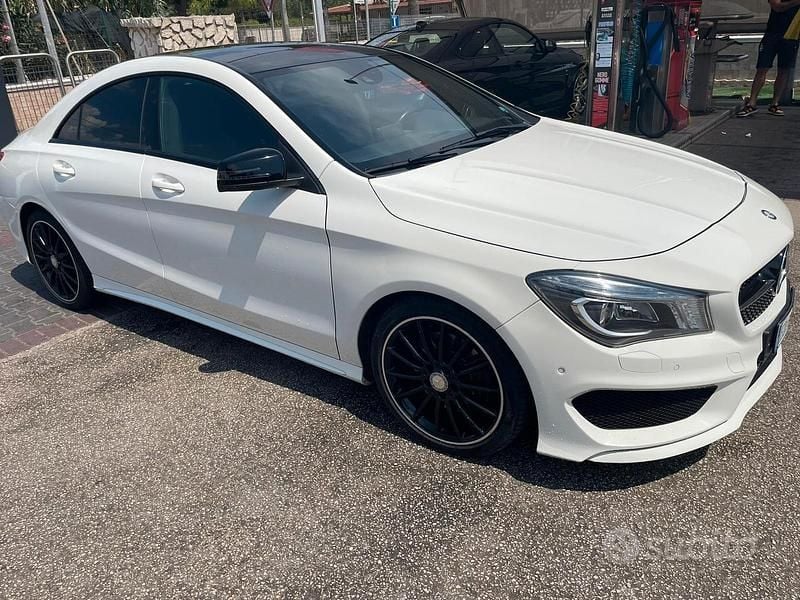 Usata Mercedes CLA220 AMG 177 CV (130 kW) 2016 Bianco Berlina
