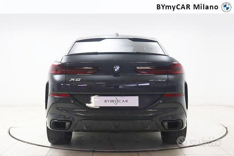 Usata BMW X6 M Sport 297 CV (218 kW) 2024 Grigio SUV