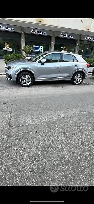 Usata Audi Q2 116 CV (85 kW) 2019 Grigio SUV