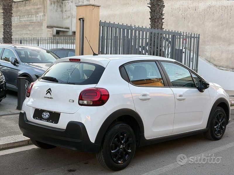 Usata Citroën C3 Feel 102 CV (75 kW) 2022 Bianco Utilitaria
