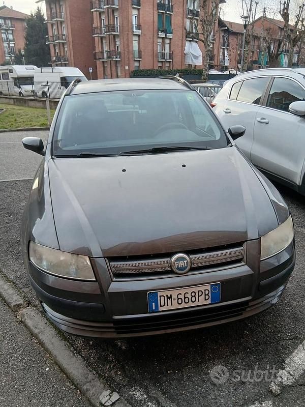 Usata Fiat Stilo 105 CV (77 kW) 2007 Grigio Station wagon