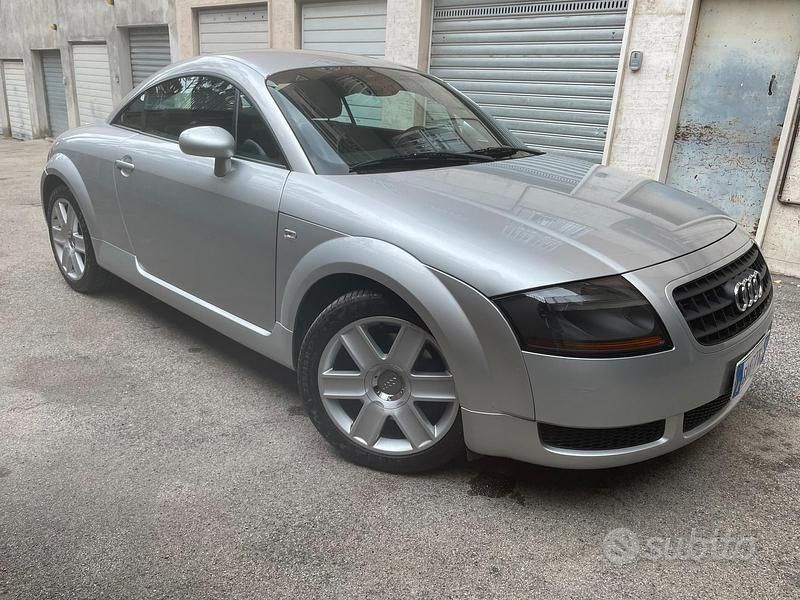 Usata Audi TT 179 CV (131 kW) 2002 Grigio Coupé