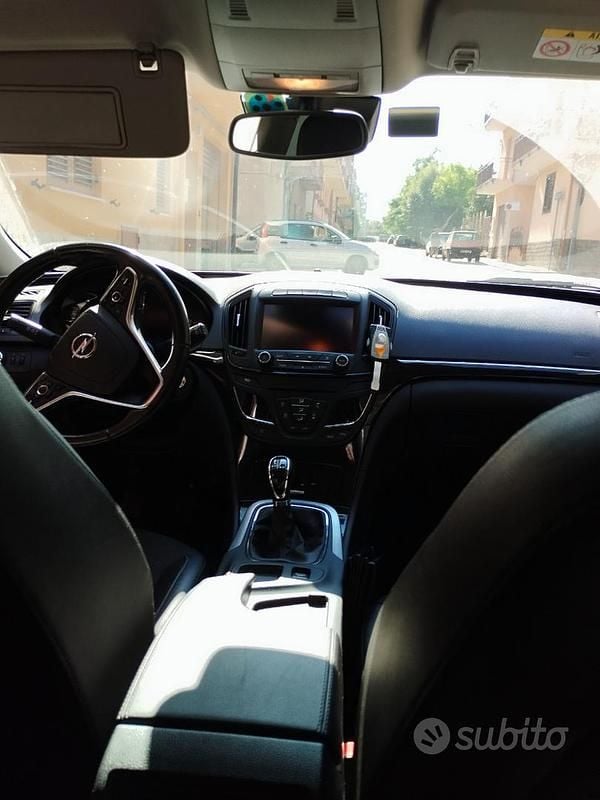 Usata Opel Insignia 2013 Grigio Station wagon