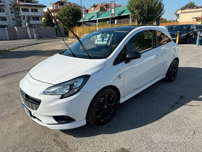 Bianco Usata 2016 Opel Corsa Coupé | 4900 € (Buon prezzo) - Immagine 1/4