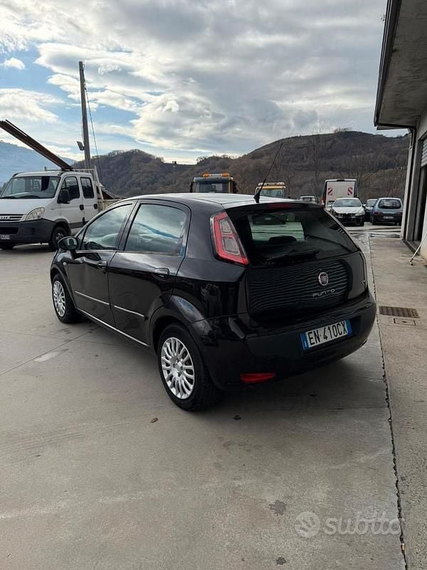 Usata Fiat Punto Evo 75 CV (55 kW) 2012 Nero Utilitaria