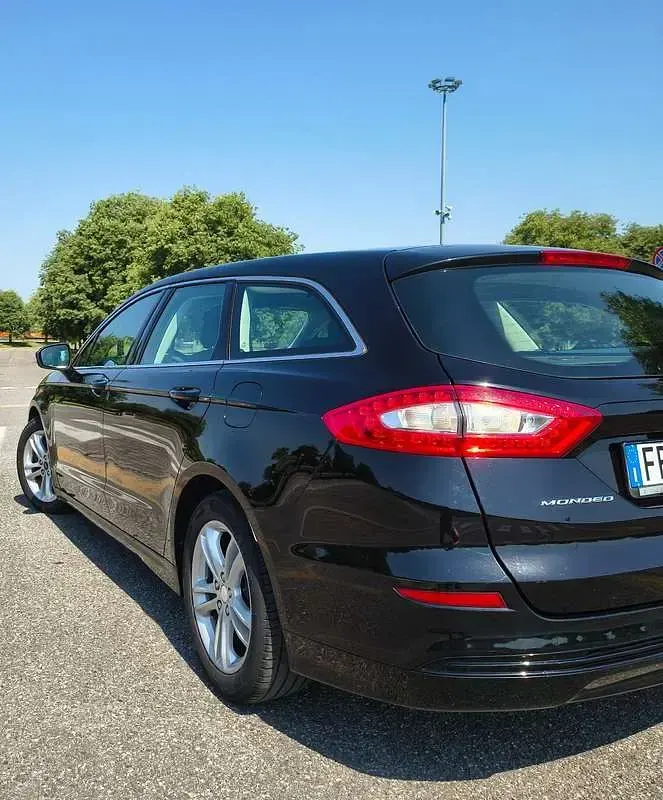 Usata Ford Mondeo S 150 CV (110 kW) 2015 Nero Station wagon