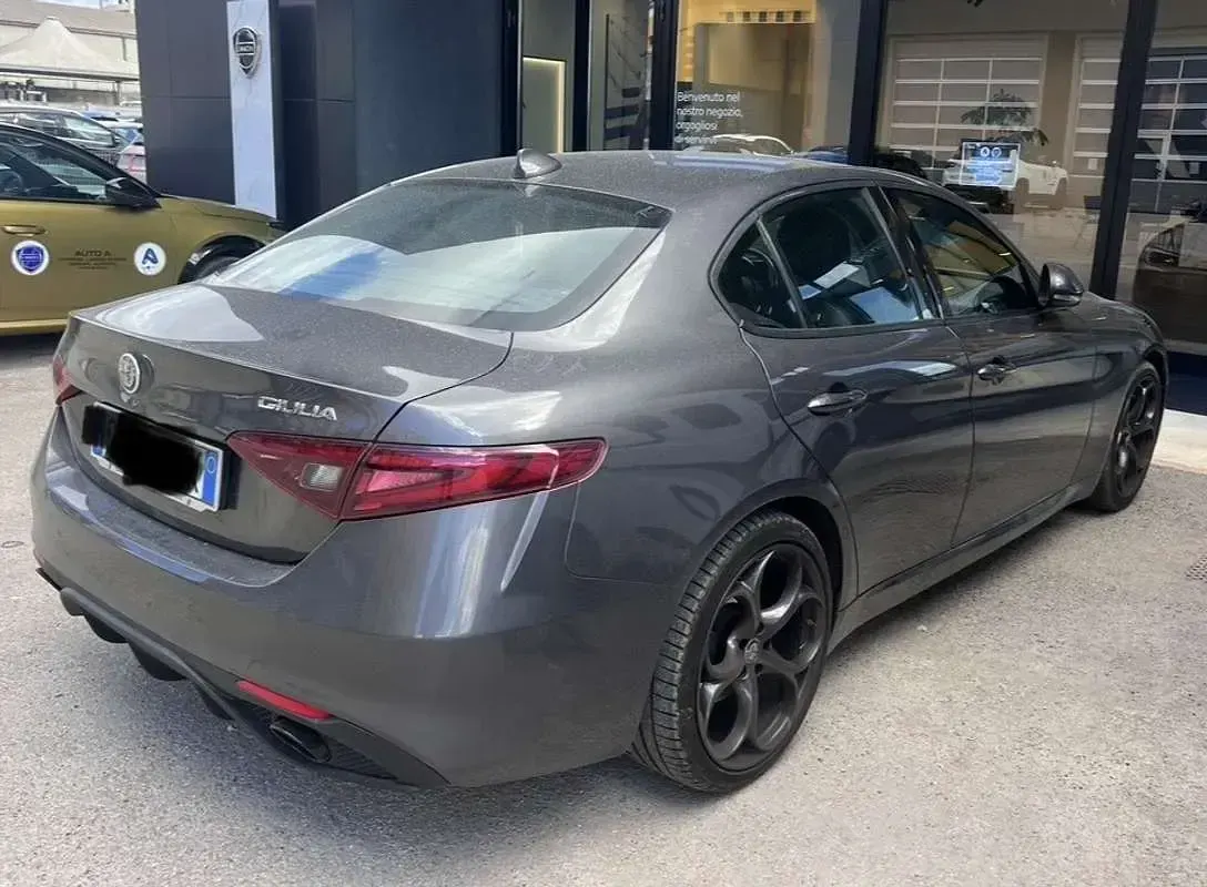 Usata Alfa Romeo Giulia Executive 160 CV (117 kW) 2020 Berlina