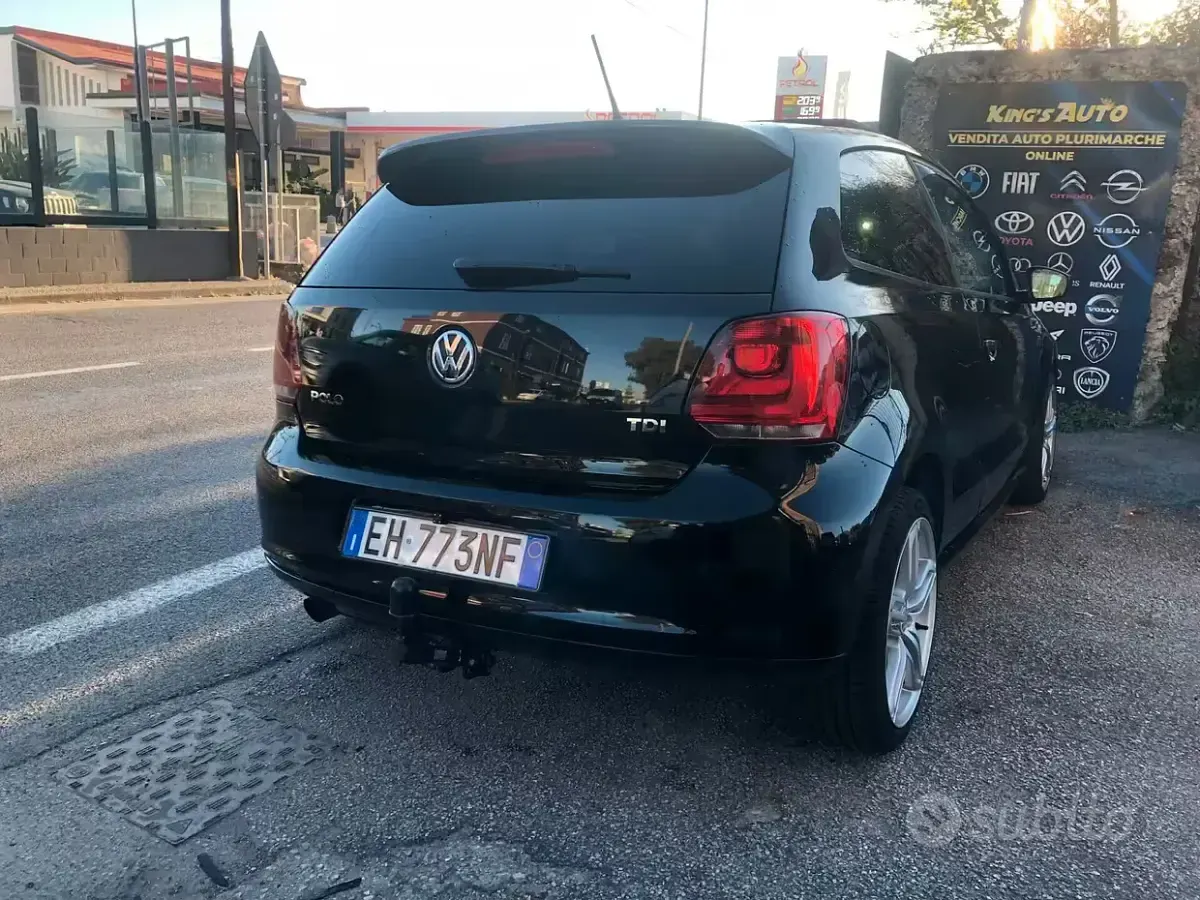 Usata VW Polo Highline 90 CV (66 kW) 2011 Nero Utilitaria