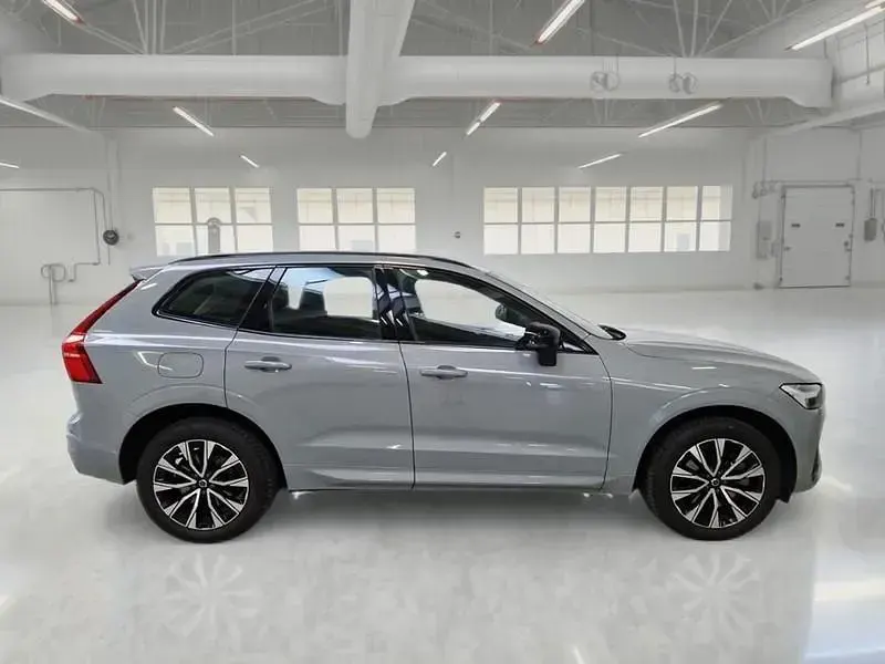 Usata Volvo XC60 Plus 197 CV (144 kW) 2024 Grigio SUV