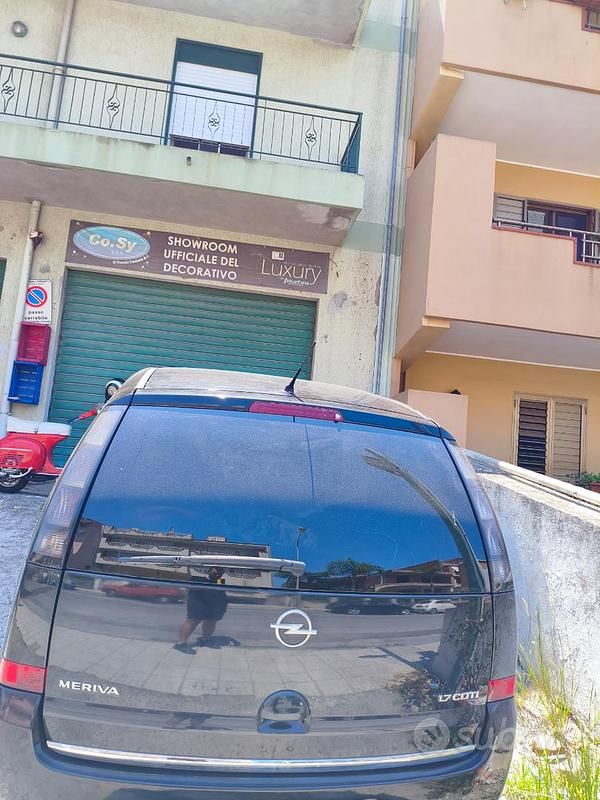 Usata Opel Meriva 101 CV (74 kW) 2009 Nero Monovolume