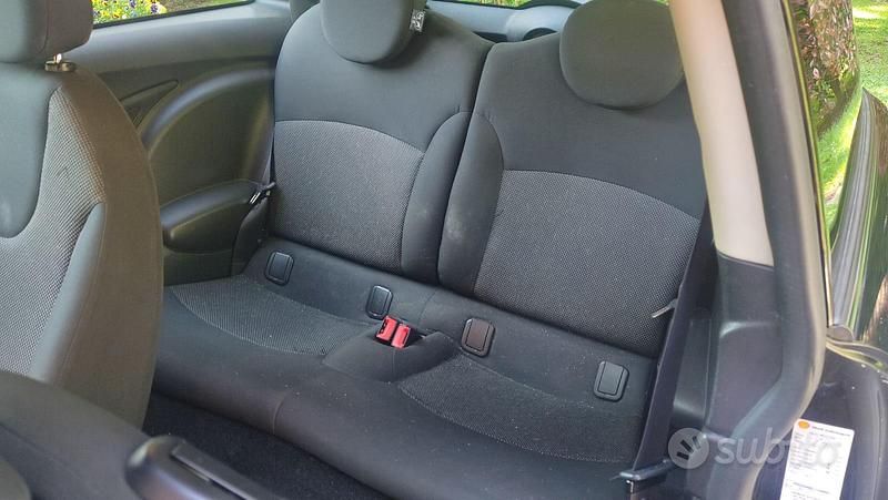 Usata Mini Cooper 116 CV (85 kW) 2013 Nero Utilitaria