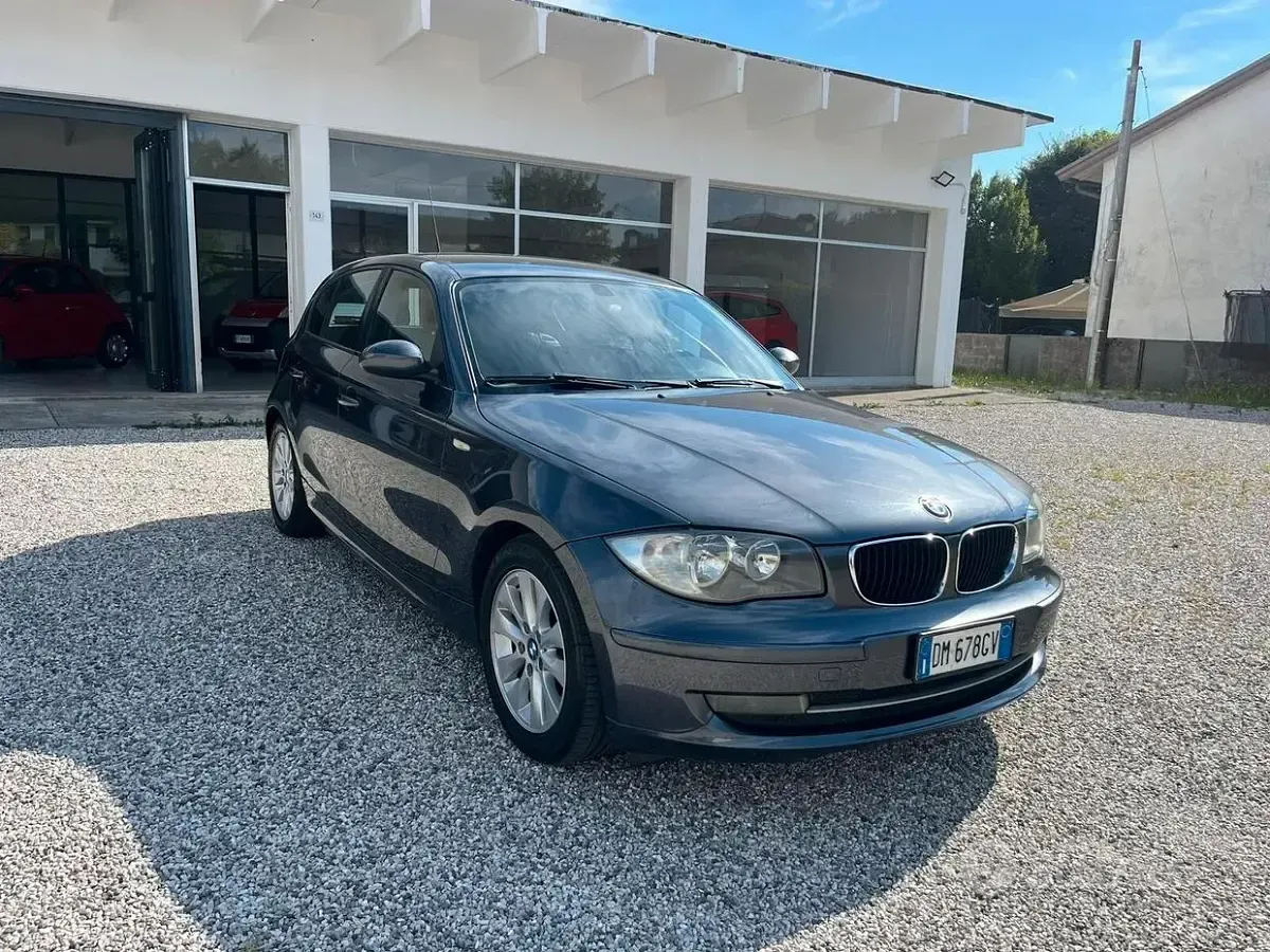Usata BMW 118 Efficient Dynamics 143 CV (105 kW) 2007 Grigio Utilitaria