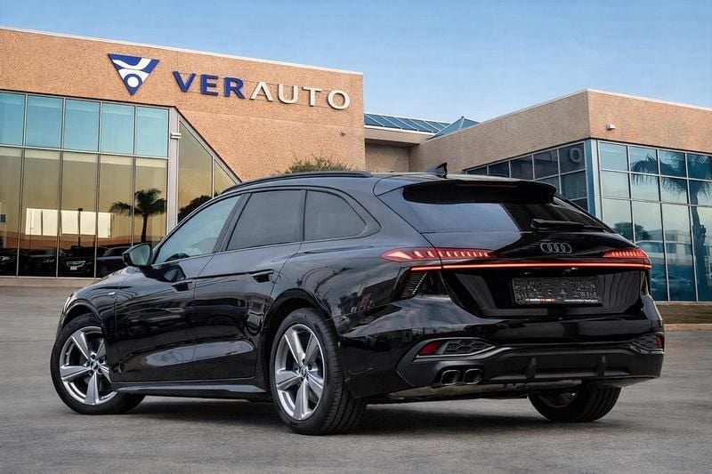 Nuova Audi A6 S-Line 203 CV (149 kW) 2025 Verde Station wagon