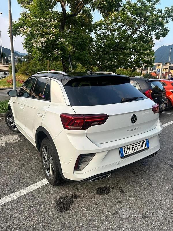 Usata VW T-Roc R-line 116 CV (85 kW) 2023 SUV