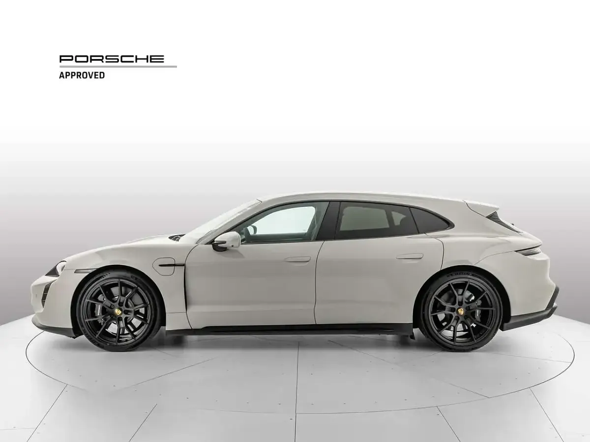 Usata Porsche Taycan 141 kW (193 CV) 2023 Gesso Berlina