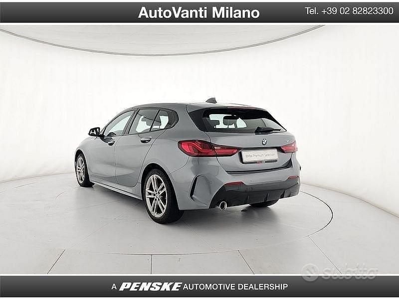 Usata BMW 116 M Sport 116 CV (85 kW) 2022 Grigio Utilitaria
