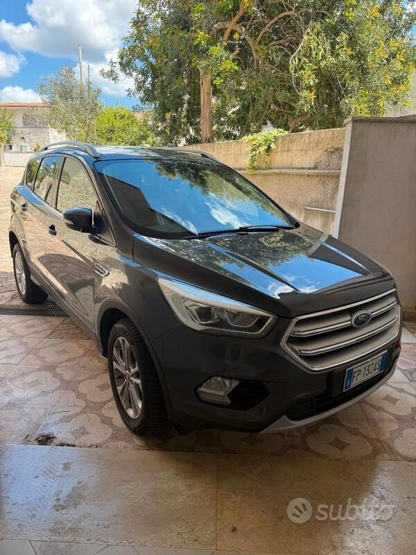 Grigio Usata 2018 Ford Ka Due volumi | 12.800 € - Immagine 1/4