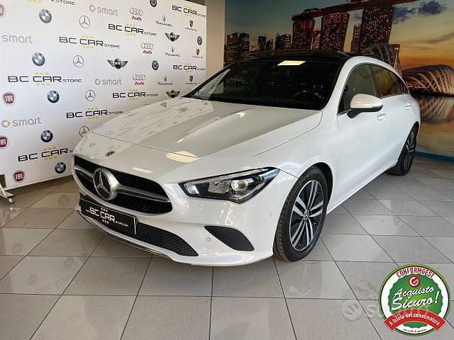 Bianco Usata 2021 Mercedes CLA180 Shooting Brake Station wagon | 24.990 € (Buon prezzo) - Immagine 1/4