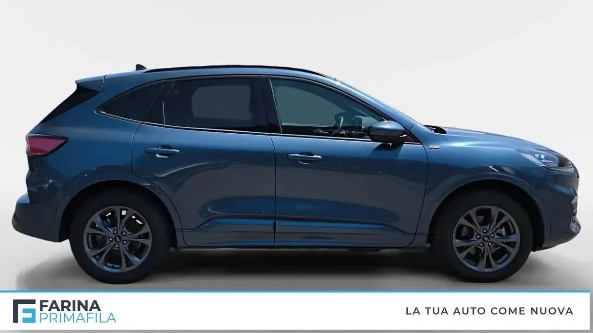 Usata Ford Kuga ST-Line X 152 CV (111 kW) 2023 Blu SUV