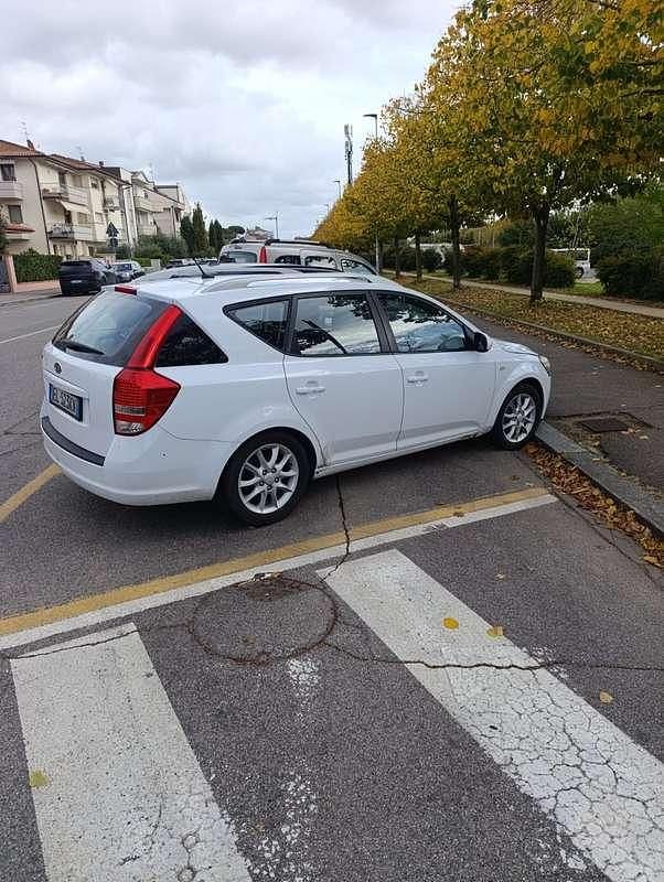 Usata Kia Ceed EX 90 CV (66 kW) 2012 Utilitaria