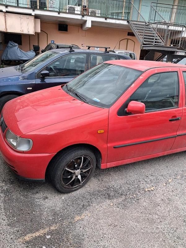 Usata VW Polo 50 CV (36 kW) 1997 Rosso Berlina