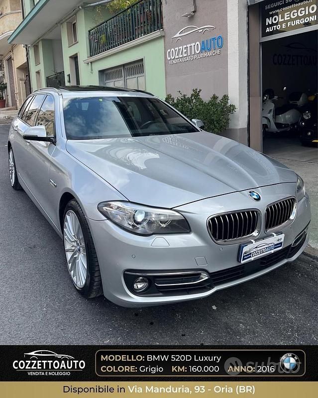 Usata BMW 520 Luxury Line 190 CV (139 kW) 2016 Grigio Station wagon