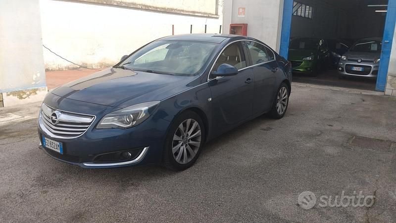 Usata Opel Insignia 174 CV (127 kW) 2015 Blu Berlina