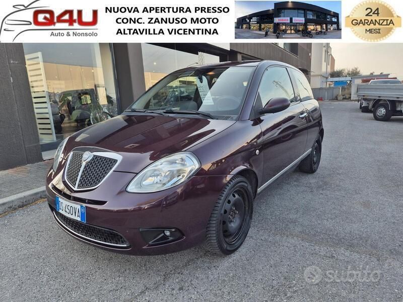 Viola Usata 2008 Lancia Ypsilon Due volumi | 2500 € (Buon prezzo) - Immagine 1/4