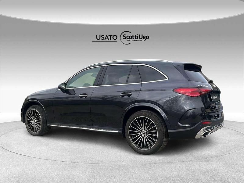 Usata Mercedes GLC220 AMG Line Premium Plus 197 CV (144 kW) 2023 Grigio SUV