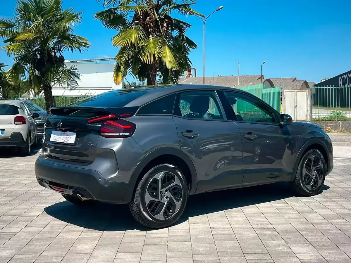 Usata Citroën C4 Feel 131 CV (96 kW) 2022 Grigio Berlina