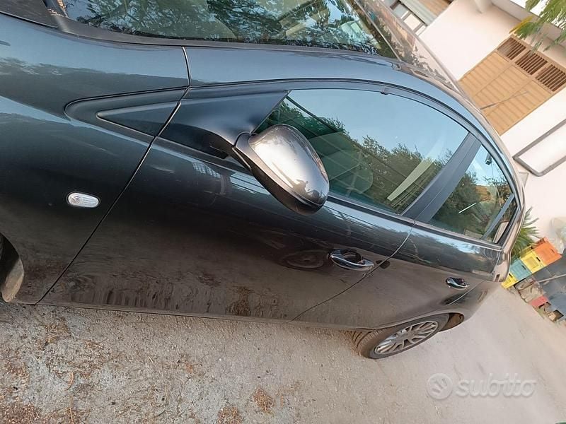 Usata Fiat Bravo 103 CV (75 kW) 2007 Grigio Utilitaria