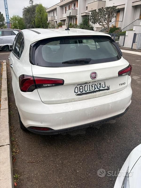 Usata Fiat Tipo 95 CV (69 kW) 2019 Bianco Berlina