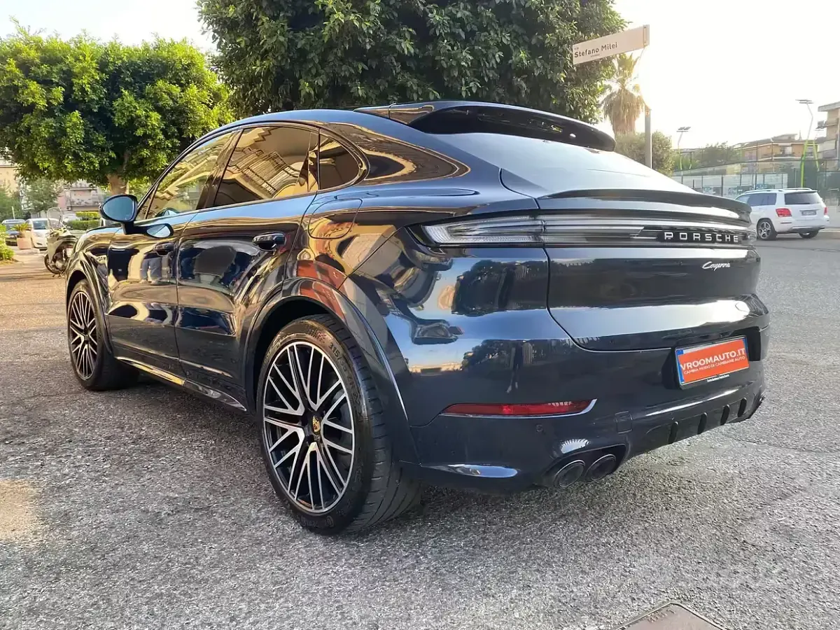 Usata Porsche Cayenne 305 CV (224 kW) 2024 SUV