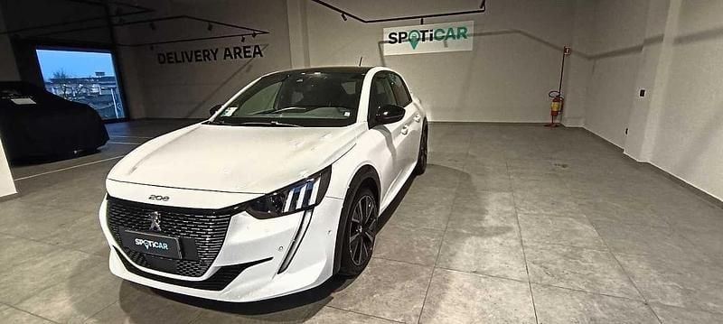 Usata Peugeot 208 GT 131 CV (96 kW) 2023 Bianco Utilitaria