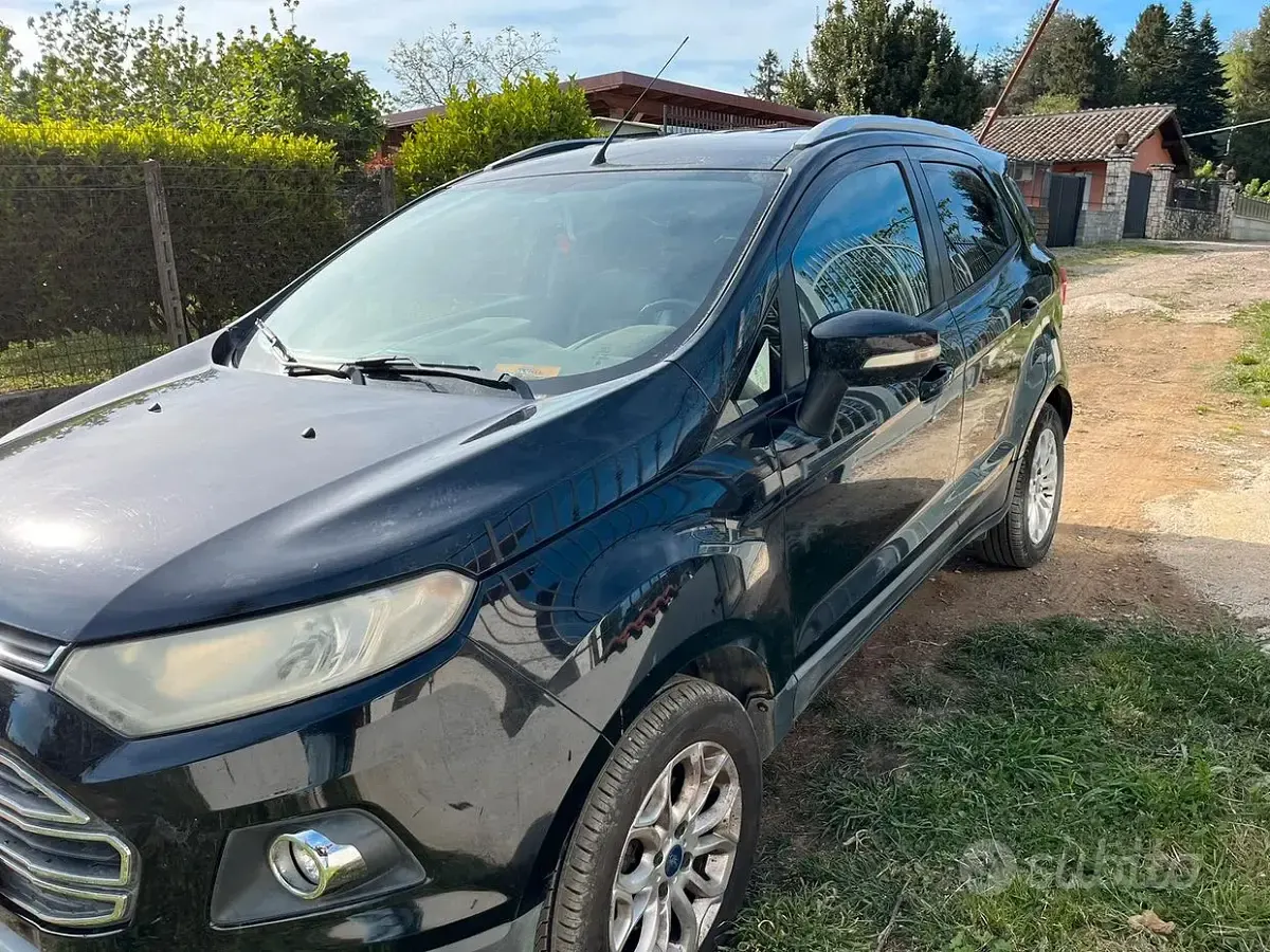 Usata Ford Ecosport Titanium 90 CV (66 kW) 2017 Nero SUV
