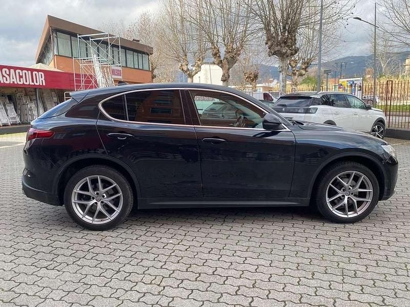 Usata Alfa Romeo Stelvio 280 CV (205 kW) 2017 Nero SUV