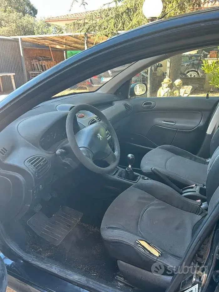 Usata Peugeot 206 68 CV (50 kW) 2006 Nero Utilitaria