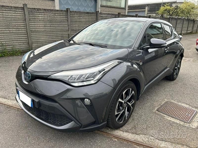 Usata Toyota C-HR Trend 122 CV (89 kW) 2021 Grigio SUV