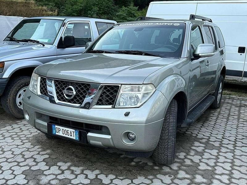 Usata Nissan Pathfinder 171 CV (125 kW) 2008 Grigio SUV