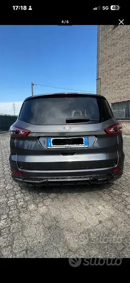 Usata Ford S-MAX Titanium 150 CV (110 kW) 2017 Grigio Monovolume