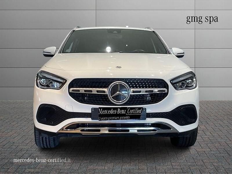 Usata Mercedes GLA180 116 CV (85 kW) 2022 Bianco SUV