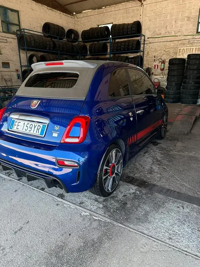 Usata Abarth 595 Turismo 165 CV (121 kW) 2016 Bluazzurro Cabrio
