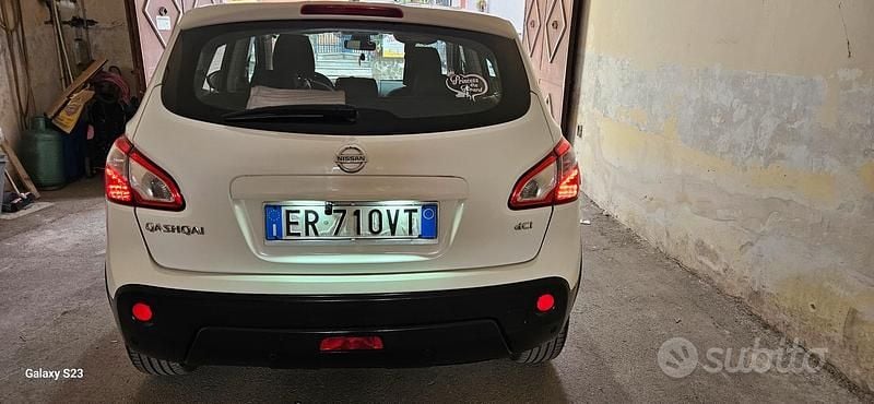 Usata Nissan Qashqai 115 CV (84 kW) 2013 Bianco SUV