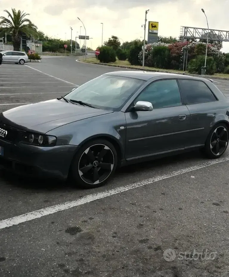 Usata Audi A3 130 CV (95 kW) 2003 Grigio Utilitaria