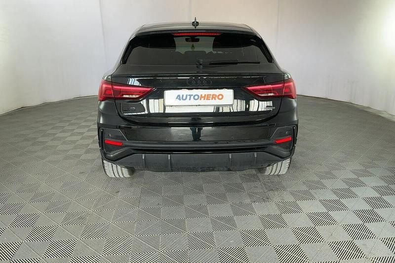 Usata Audi Q3 Sportback S-Line 200 CV (147 kW) 2023 Nero SUV