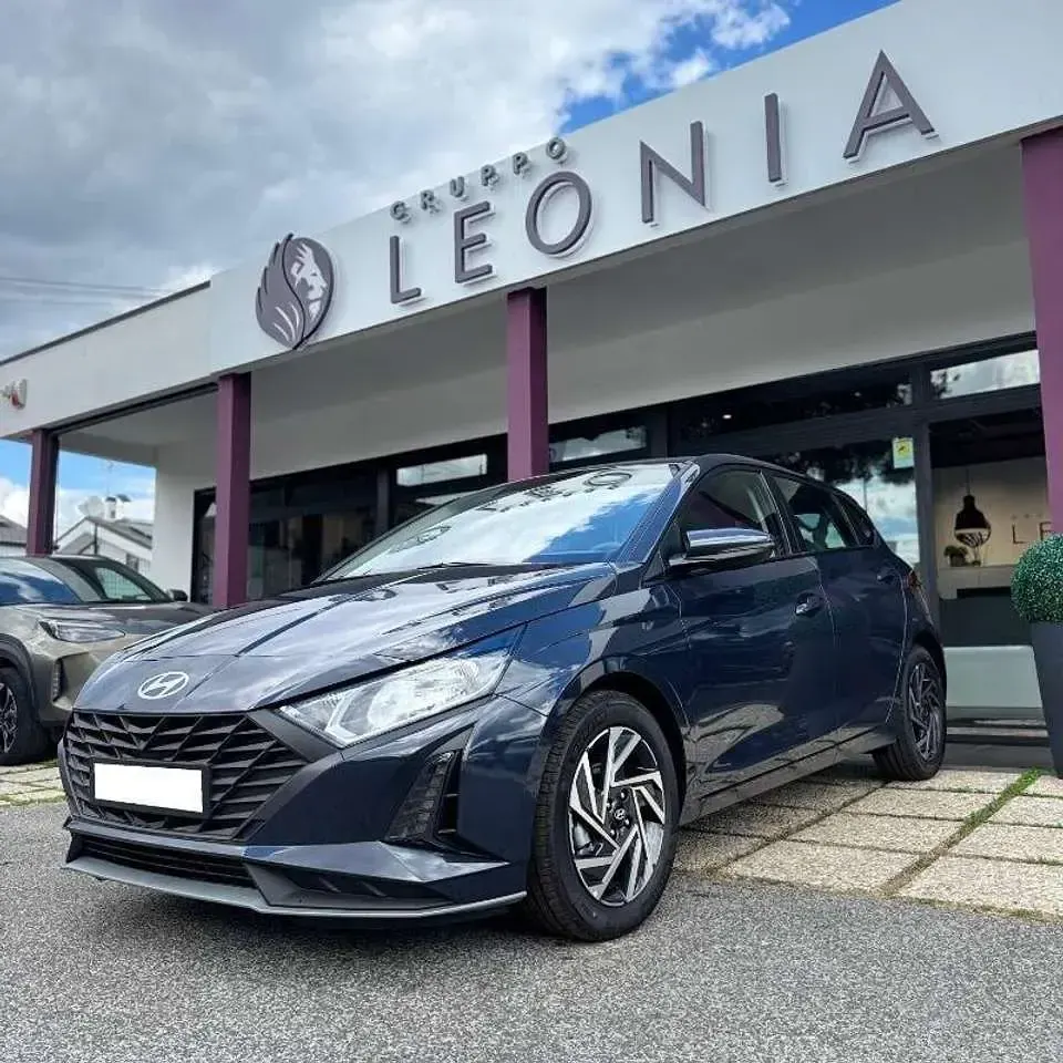 Nuova Hyundai i20 90 CV (66 kW) 2026 Vibrant blue perl Utilitaria