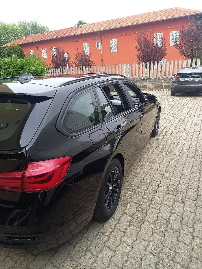 Usata BMW 316 116 CV (85 kW) 2018 Nero Station wagon