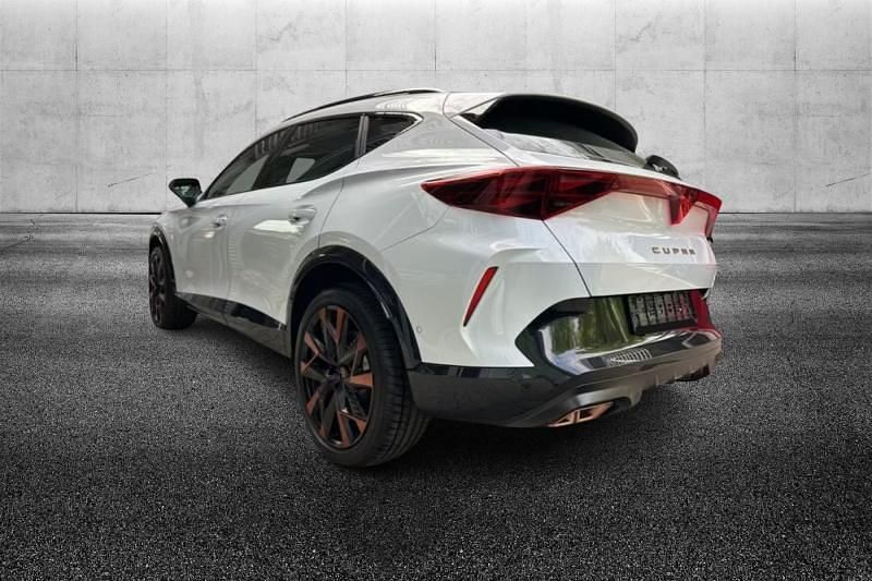 Usata Cupra Formentor VZ 272 CV (200 kW) 2025 Bianco metallizzato SUV
